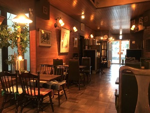 あいんこんつぇると店内