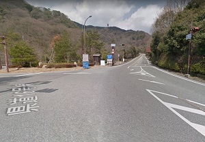 盤滝トンネル東交差点